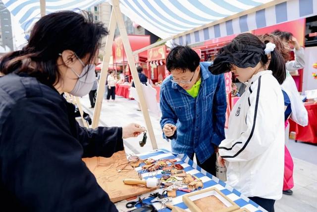 掌声不断，舞不停！今天呼和浩特在北京圈粉无数！