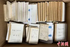 长江“老领港”近40年手写引航日志：见证中国造船和海工产业崛起图片