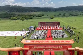 第四届西部边防暨驻渝部队官兵集体婚礼系列活动在武隆举行图片