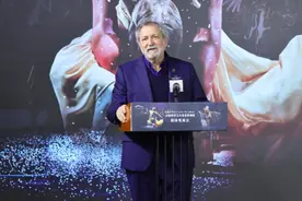 艺术节·人物 | 艾夫曼：舞团不是博物馆，“出路”不在寻常路图片