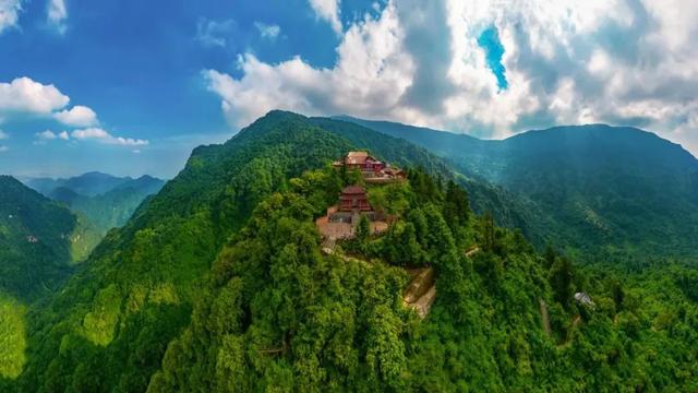 山海交响丨来乐山清凉之地,秒切“空调模式”!