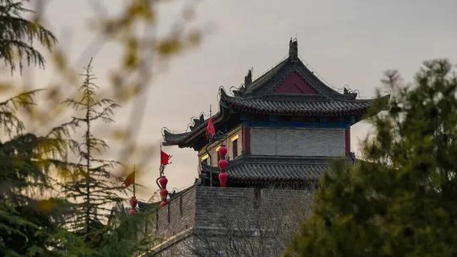 一键收藏！中秋遇国庆，带上这份攻略畅游曲江！