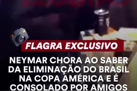 内马尔看演出时用手机看巴西比赛，点球出局后失声痛哭😭图片