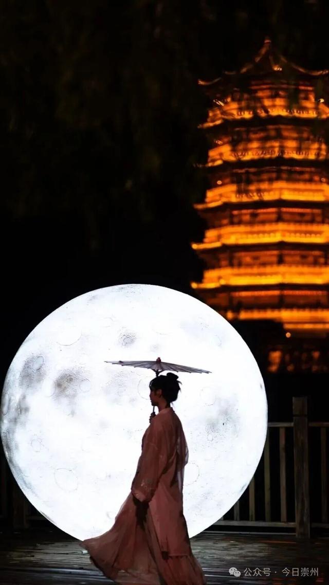来崇州追月，“一键解锁”专属攻略！