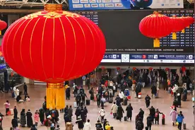 北京西站今日预计发送旅客近20万人次，喇叭、扩音器成服务标配图片