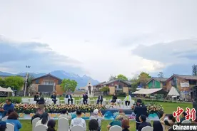 丽江旅居涵盖七大业态 2024年吸引旅居游客逾14万人次图片