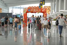 “超级黄金周”收官！白云机场接送旅客162.36万人次图片