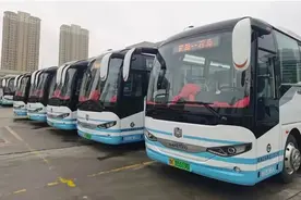 威海至荣成、石岛“升级”新能源客车图片