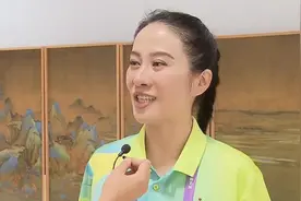 叶璇现身杭州 不是拍戏而是做亚运志愿者视频封面