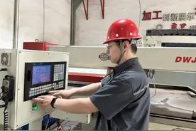 钢铁裁缝师：把高压水刀当作“绣花针”图片