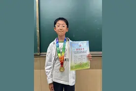 摘下省级金牌，各种获奖证书铺了一地，杭州这所小学有一群爱探究的航模少年图片