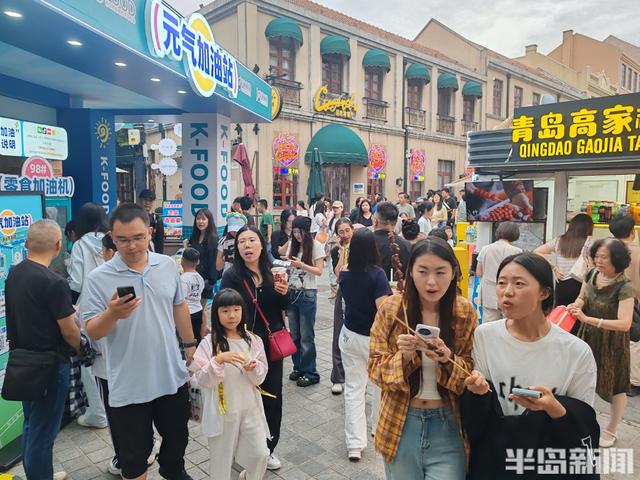 周末老城乐陶陶