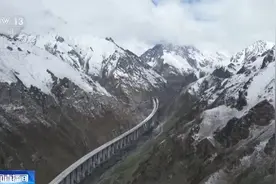 天山南北变通途！乌尉高速预计年底具备通车条件图片