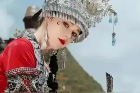 因酒后吃药，31岁跨国恋网红“俄罗斯娜娜”去世图片