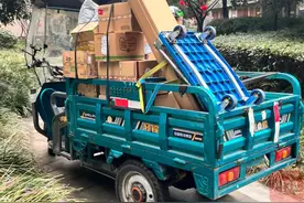 快递新规实施首日，快递“不告而投”找到解决办法了吗？图片