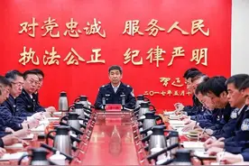 “五一”假期，山东日均出动警力5.2万余人次，治安秩序良好图片