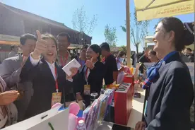 开封农商银行系统：以金融之力助农丰收 绘就乡村振兴新画卷图片