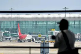 大刚观察 | 武汉上新10条“鄂港通天下”航线，填补多块空白区域图片