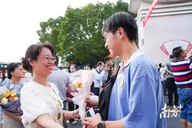 妙笔书胜卷 壮志启新章！梅州市3.2万学子参加夏季高考图片