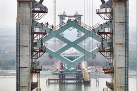 浦江首座悬索桥进入主梁施工阶段图片