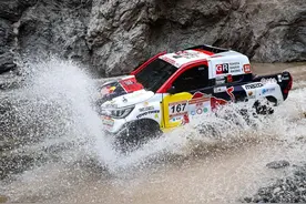 疾驰与谨慎共舞 环塔见证“平衡”的艺术图片