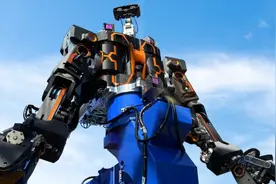 日本推出新款人形机器人，无须环境信息即可运作图片