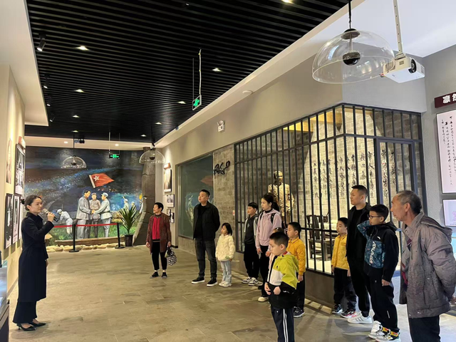 首个秋假持续升温，巴中玩嗨啦！