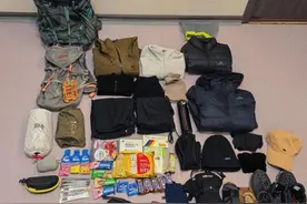 女子花三千元报团登山，因队友不适被要求一同下撤图片