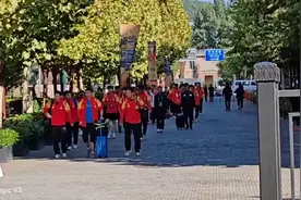 热闻|资格赛也不好打！WTT中国大满贯资格赛首日国乒12胜1负，黄友政遭横扫图片