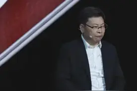 遥遥领先过时了！余承东再爆金句：强得飞起！图片