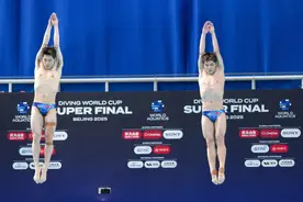 跳水世界杯总决赛：中国队首日包揽5金图片