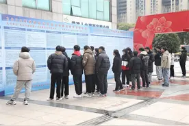 江苏常州：零工“小市场”搭起就业增收“幸福桥”图片