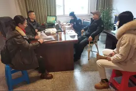 老人家，这是危房，请你配合搬出去！——珙县法院依法腾退一起涉案危房图片