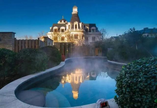 太美了！去北京这里赏“漫山红叶”｜周末京郊微度假