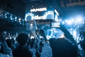 潮声丨线下音乐演出的春天来了，谁给Live House票房按下了暂停键？图片