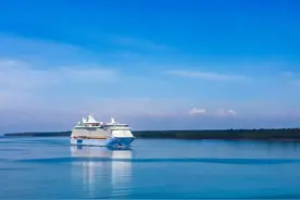 翻船如何自救？那些你不知道的乘船保命黄金法则图片