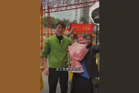 前TVB女星在佛山摆摊卖鸡爪，品牌方：38元一斤，销量很不错图片