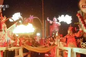 春晚里的重庆院团③ | “00后”川剧女孩初次表演吐火：我就喜欢挑战自己！图片