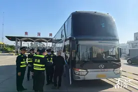 多方联动护航春运，广东查处客车各类违章10217宗图片