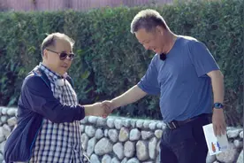 余华给莫言投稿一篇10万+文章！两人微信头像上热搜！莫言还说……图片