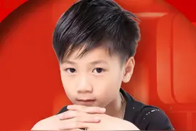 带着热爱闯世界 爱跳街舞的酷小子为大家送祝福啦｜封面宝贝 “龙”重登场图片