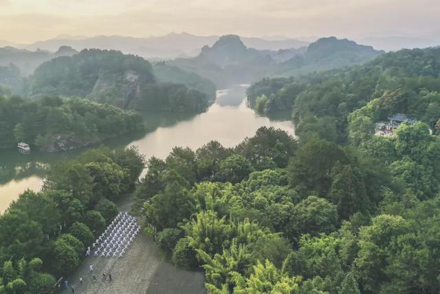 摄影故事 | 秋日寻幽冠豸山