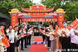 用好政策红利，精准施策，青岛六十三中亮眼自招成绩背后……图片