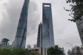 法拍观察|“优惠”1.8亿余元！上海“陆家嘴三件套”整层办公房产将再次上拍图片