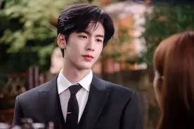 当红张姓男星报案！一女子被拘留图片