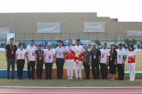 学青会（校园组）刮起北京田径旋风图片