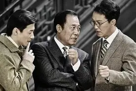 豆瓣9.5，开播16年，《潜伏》硬控两代人图片