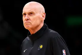 卡莱尔：国王解雇布朗难以置信 他是我们行业的标杆之一图片