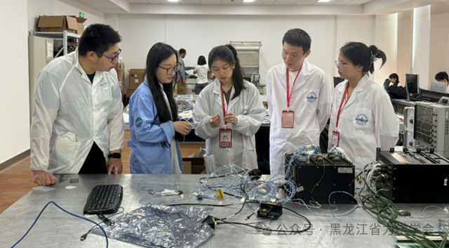 力学引领，创新问鼎 | 黑龙江省力学学会庞宝君教授团队斩获中国国际大学生创新大赛（2025）全国总决赛金奖！