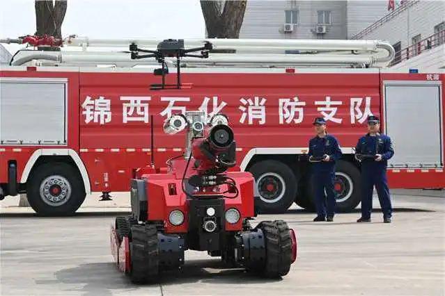 这样超能干的石油新“同事”你爱了吗？